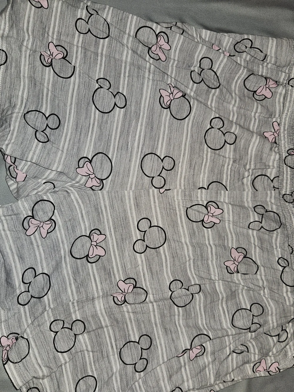 Disney Gray Striped Minnie Mouse Pajama Set with Pink Bows - Picture 4 of 4